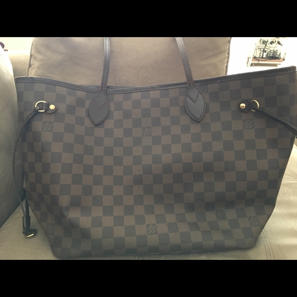 Additional photo.Authentic LV MM damier-Selling